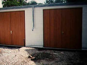 doppelflügelige Garagentore in Lärche