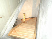 Kellertreppe in Lärche